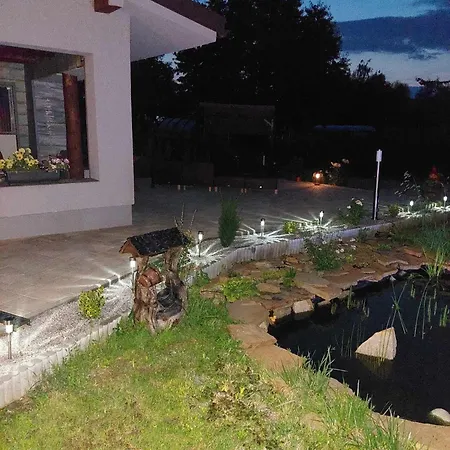 アパート Tatiana